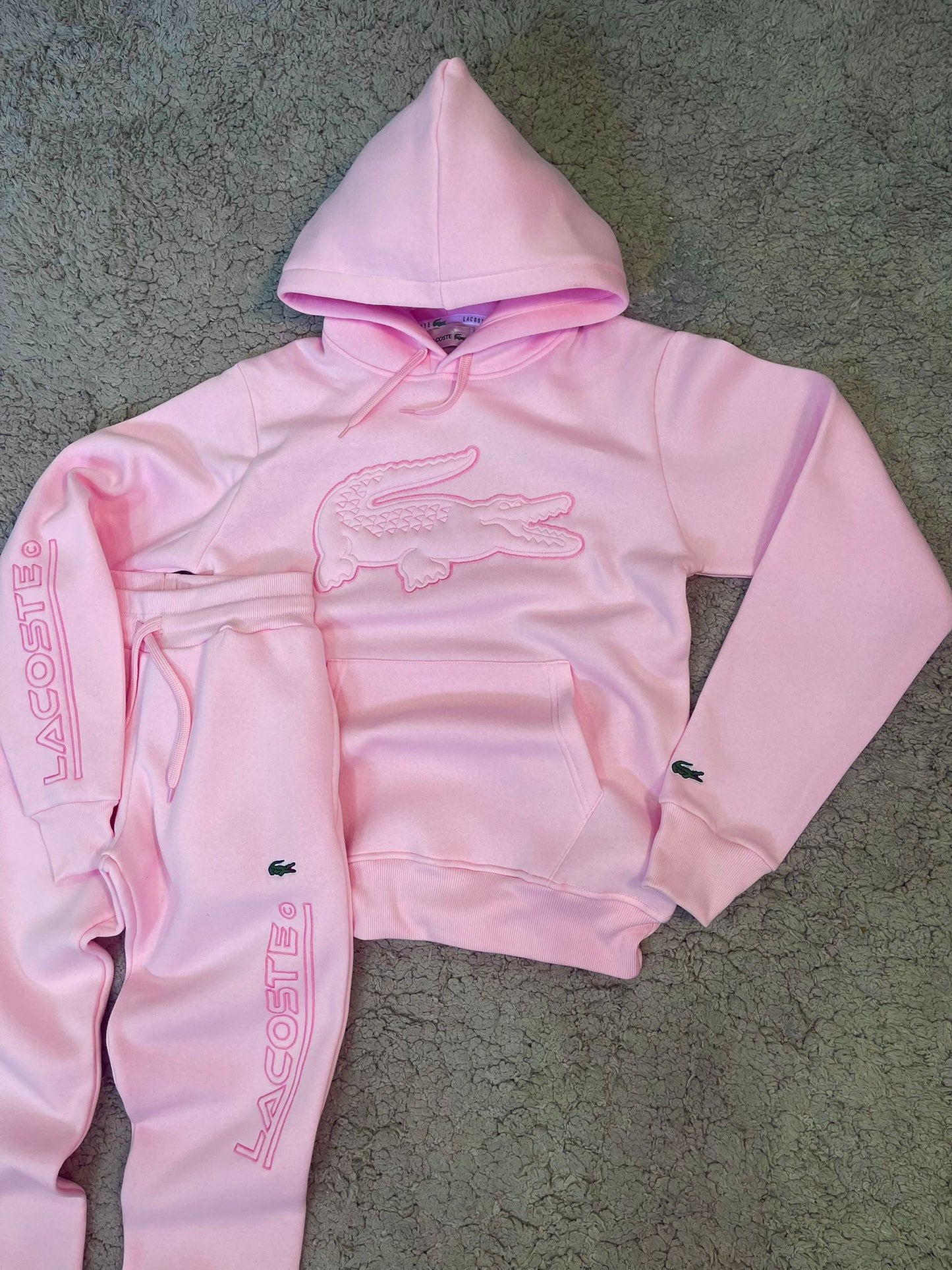 Chandal Lacoste rosa claro cocodrilo grande en pecho