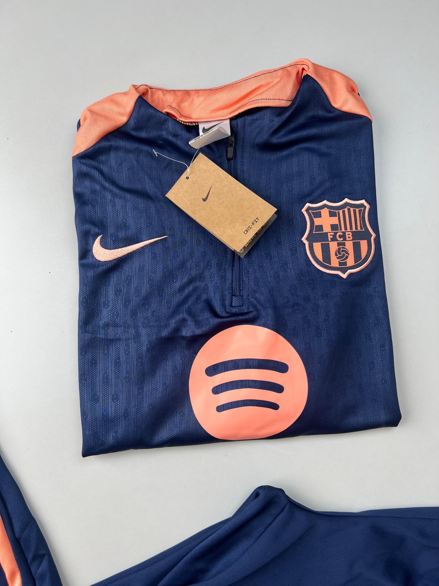 Chandal barcelona azul marino y naranja