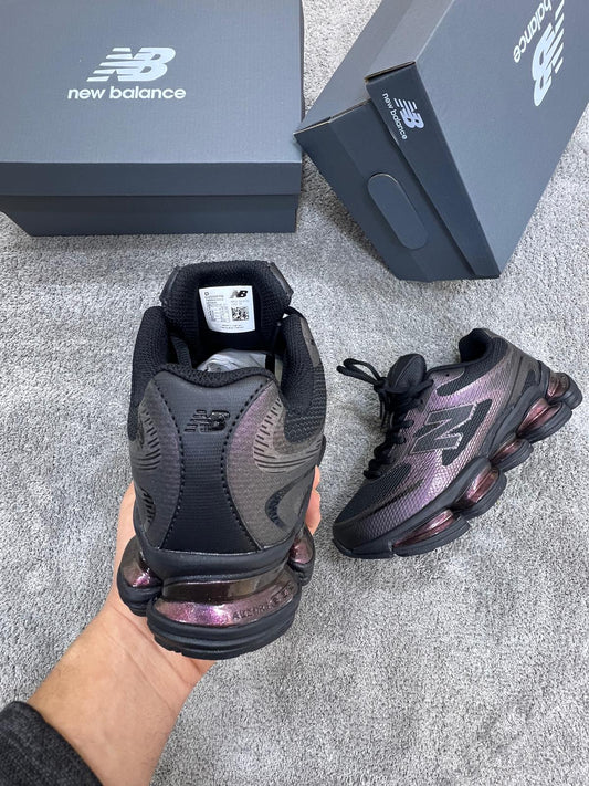 New Balance 2000 negras y moradas