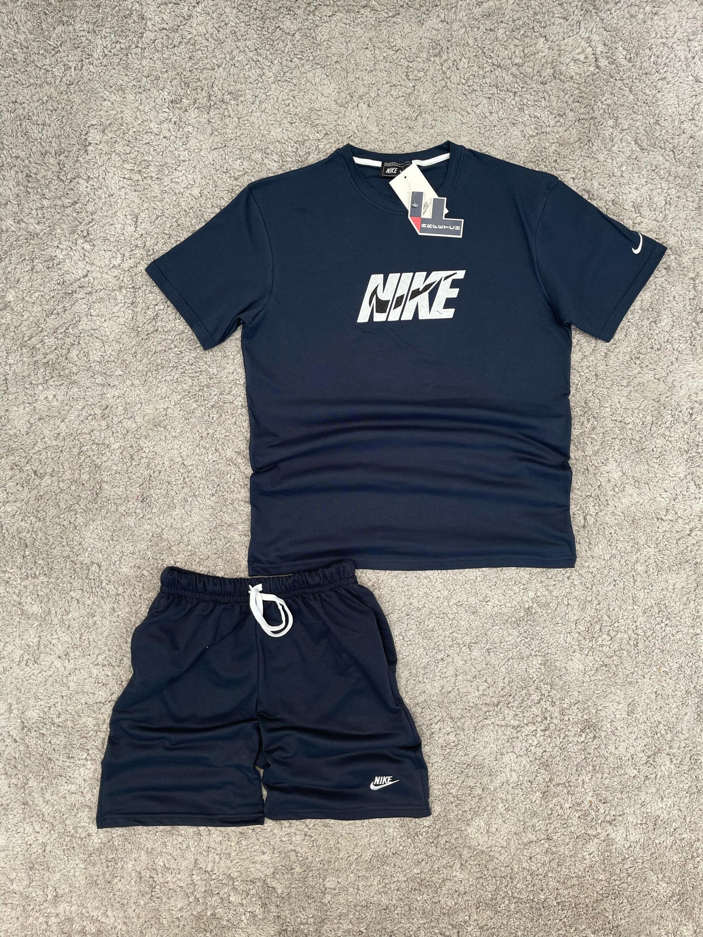 CONJUNTO Nike azul marino logo blanco