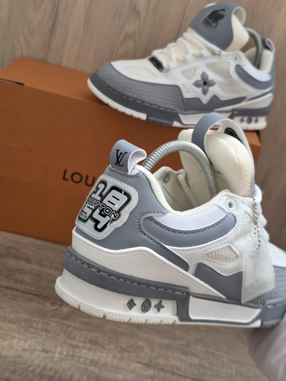 Lv skate gris