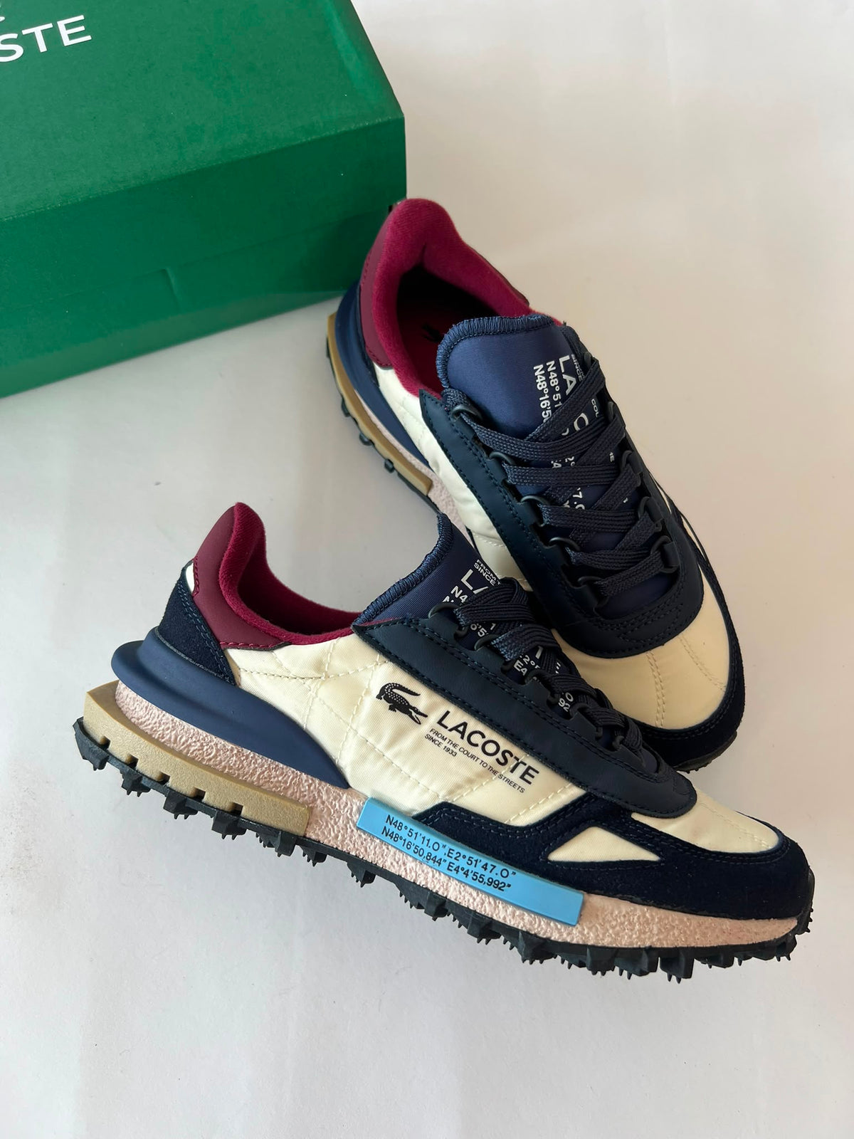 Zapatillas Lacoste Elite Active crema azul marino