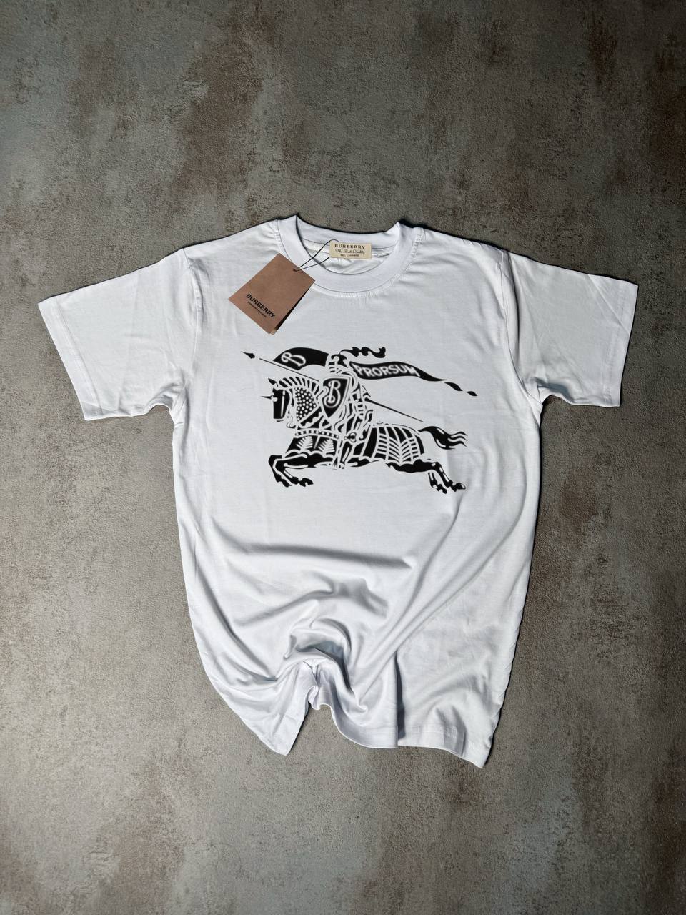 Camiseta Burberry blanco logo grande caballo negro