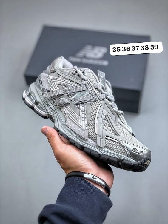 NEW BALANCE 1906R grises