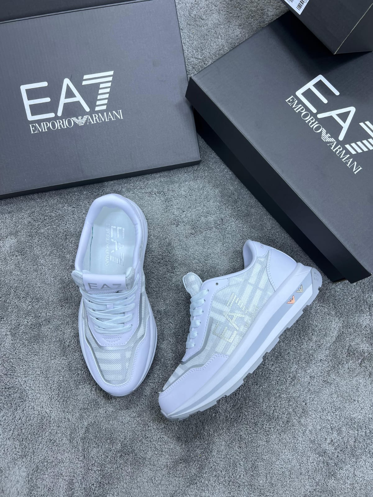 Emporio Armani blancas