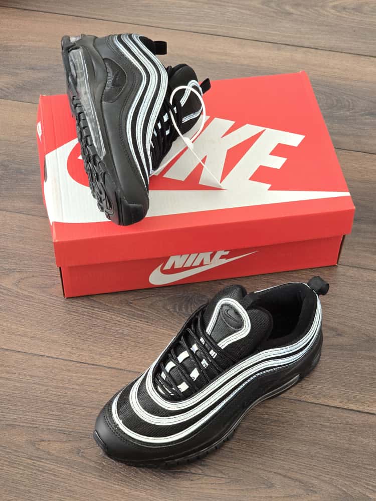 Air max 97 negra