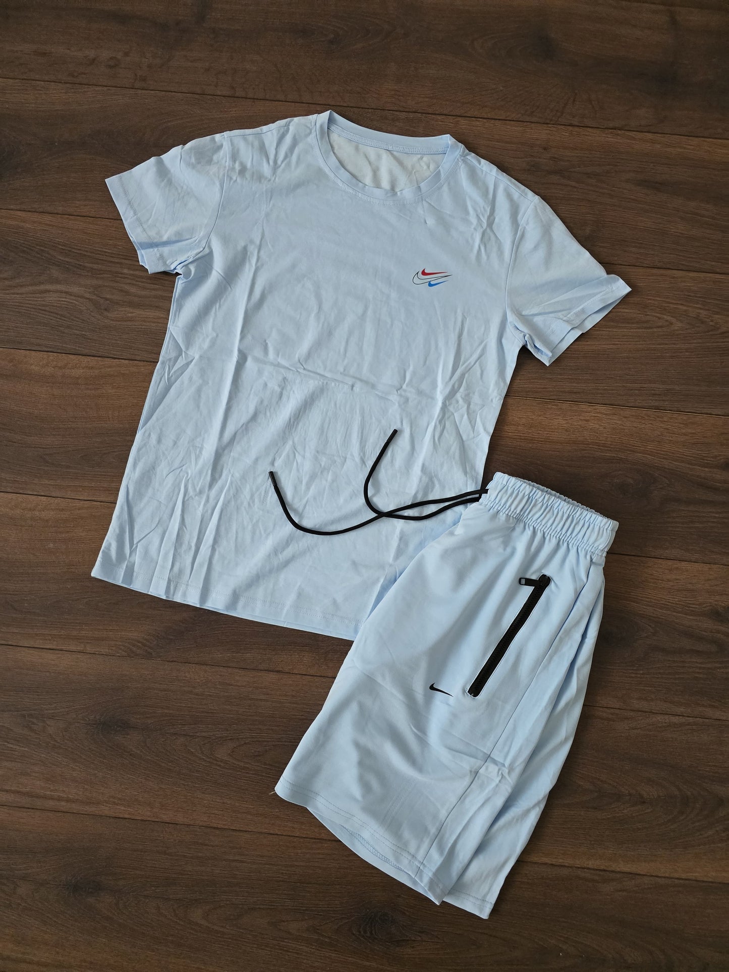 Conjunto nike verano azul 3 logos