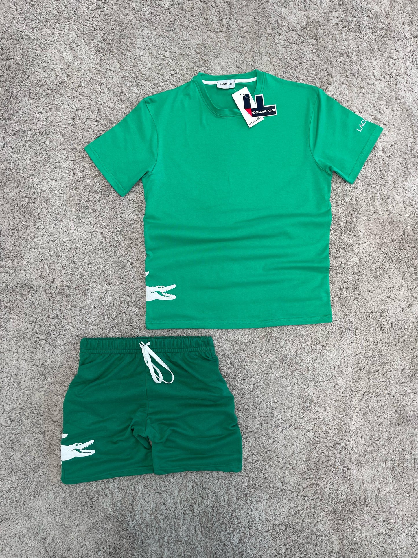 CONJUNTO Lacoste verde logo blanco