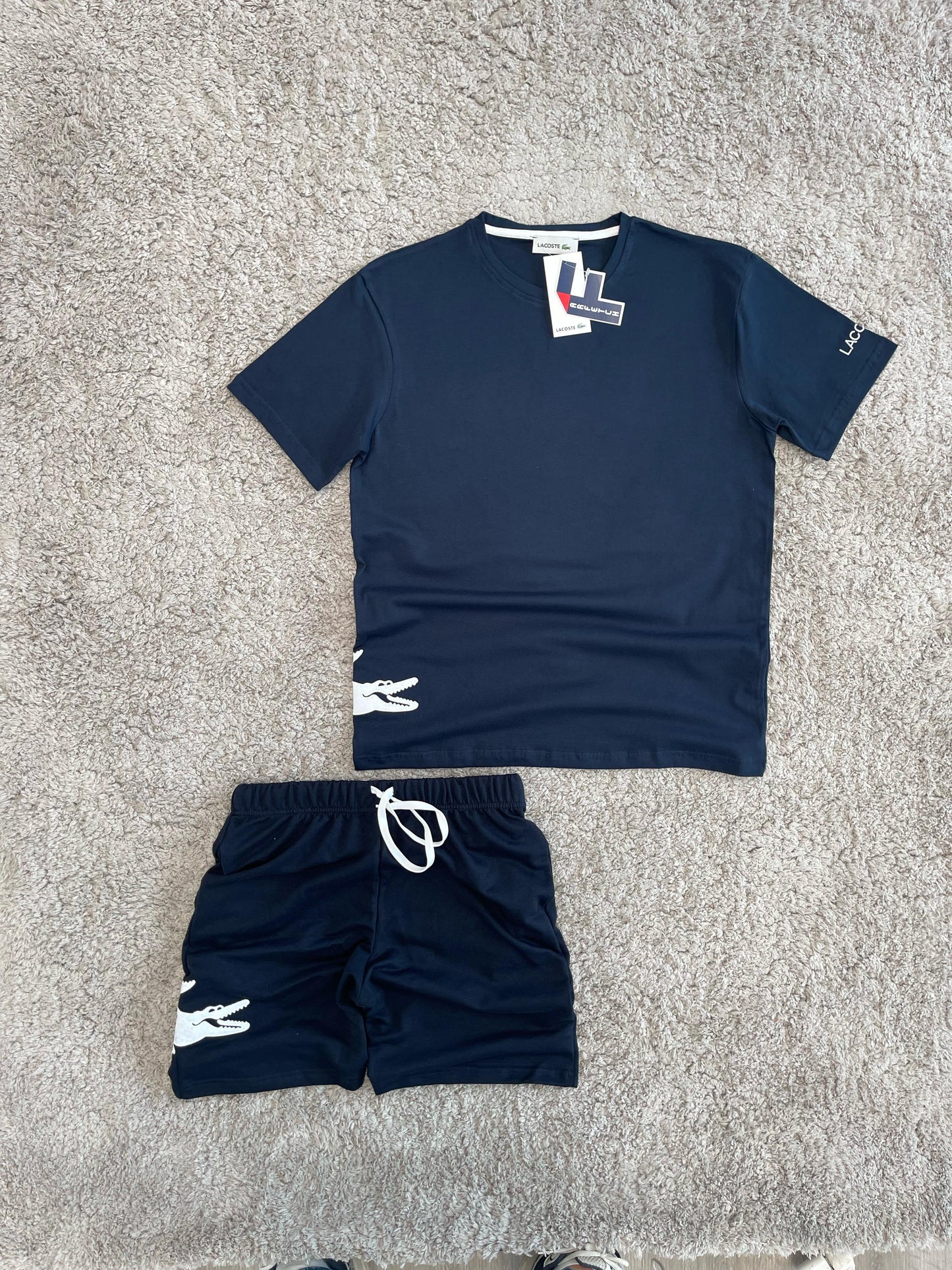 CONJUNTO Lacoste azul marino logo blanco