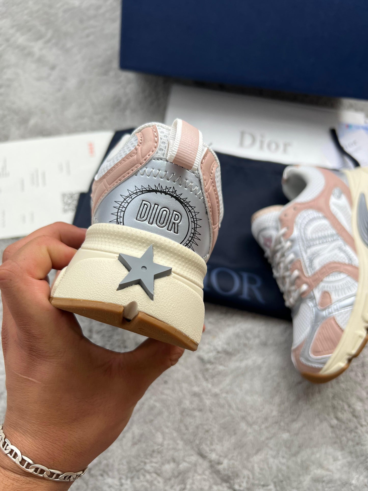 DIOR CHRONO blancas y rosas detalles plateados