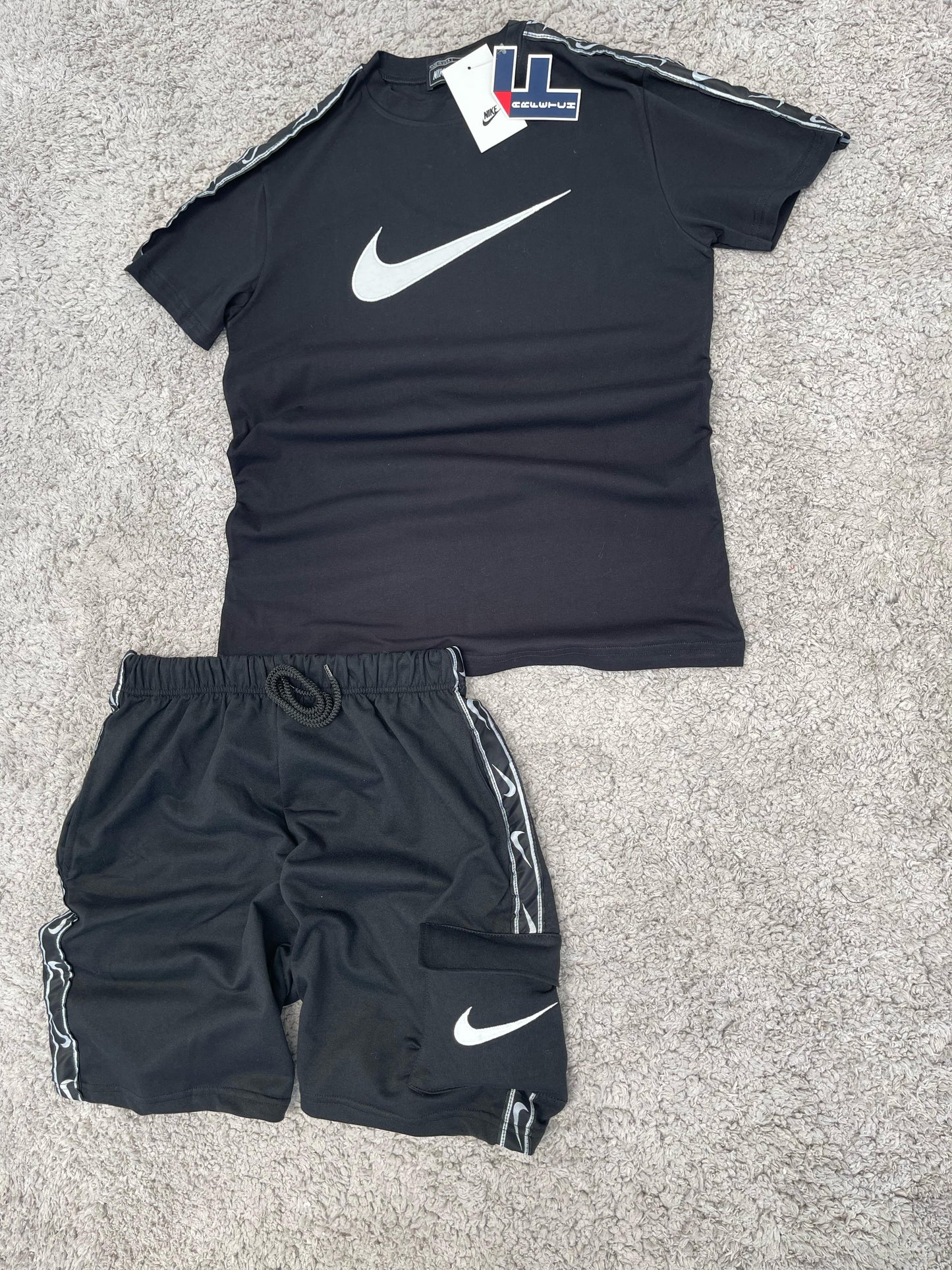 CONJUNTO Nike negro logo blanco