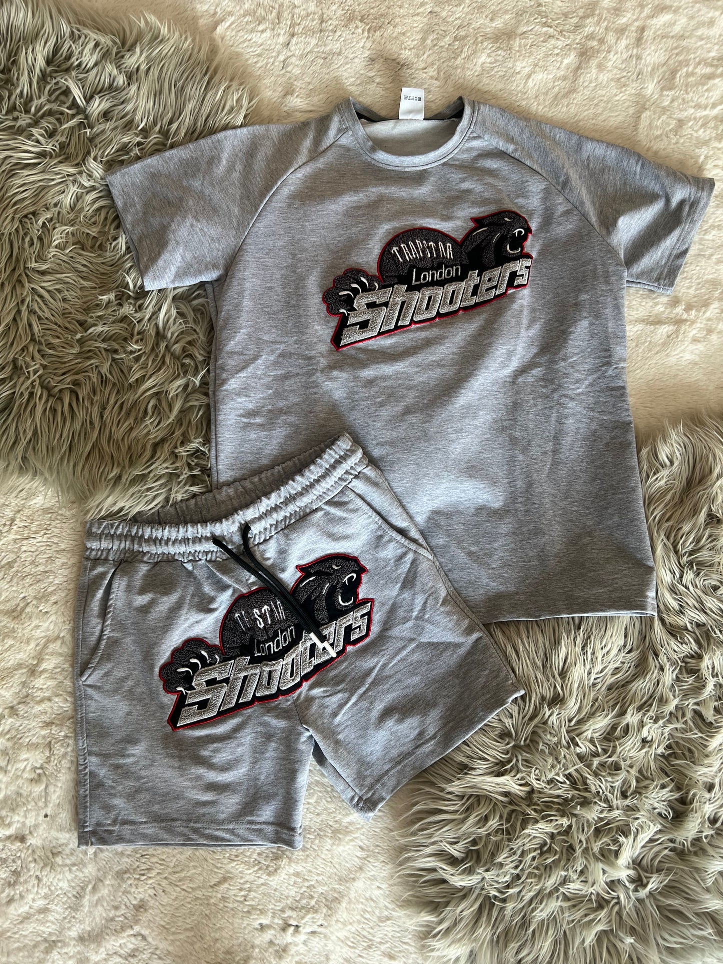 Conjunto corto trapstar shooters gris