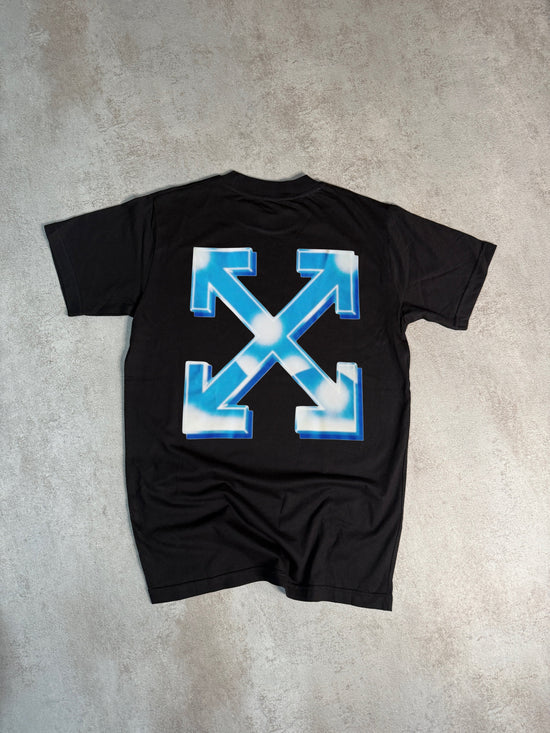 Camiseta off white negra logo azul