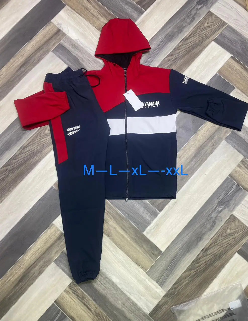 Chandal yamaha azul y rojo logo blanco