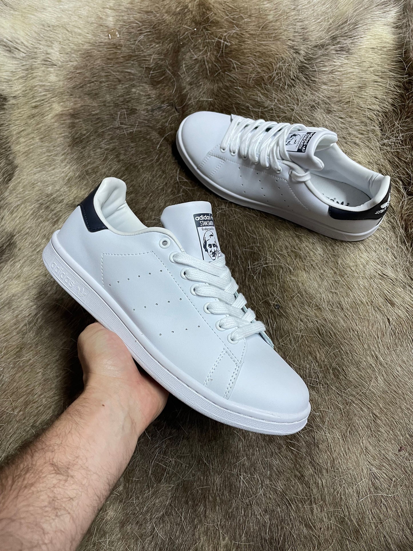 Adidas Stan Smith detalles negros