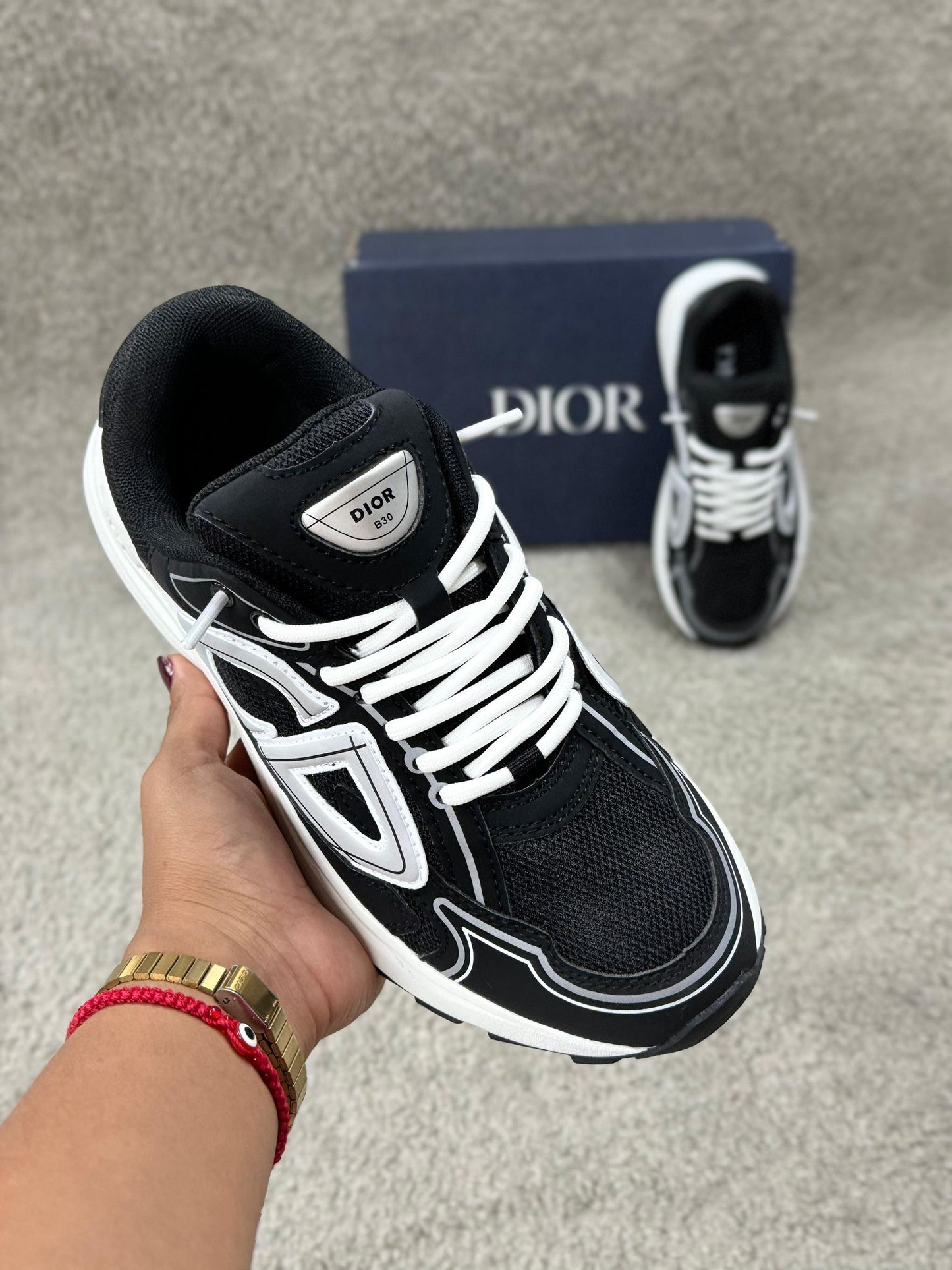 Dior b30 negras logo gris y blancos
