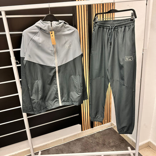 Chandal Nike air gris y gris oscuro logo blanco