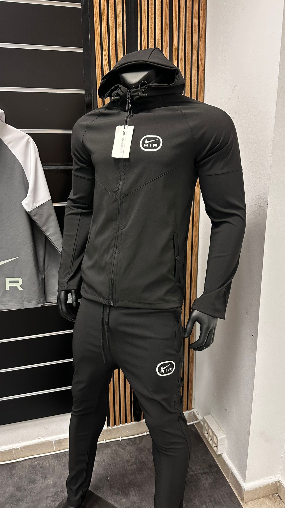Chandal Nike air negro logo blanco