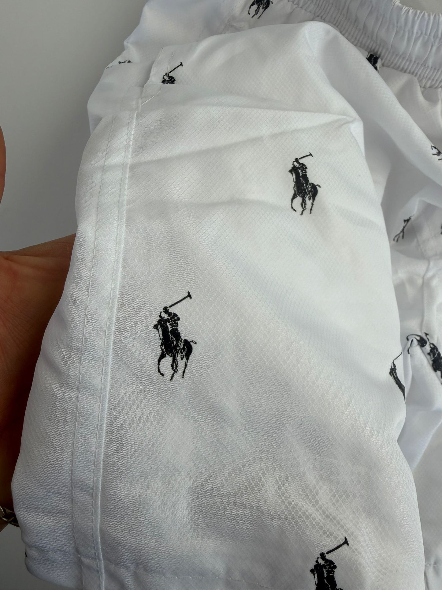 Pantalon Corto Ralph Lauren blanco logo negro