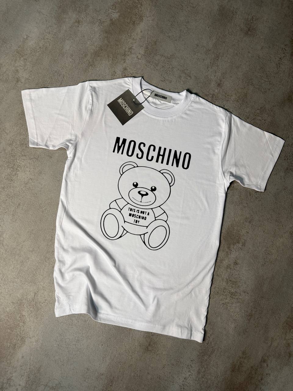 Camiseta Moschino blanco logo negro contorno negro oso