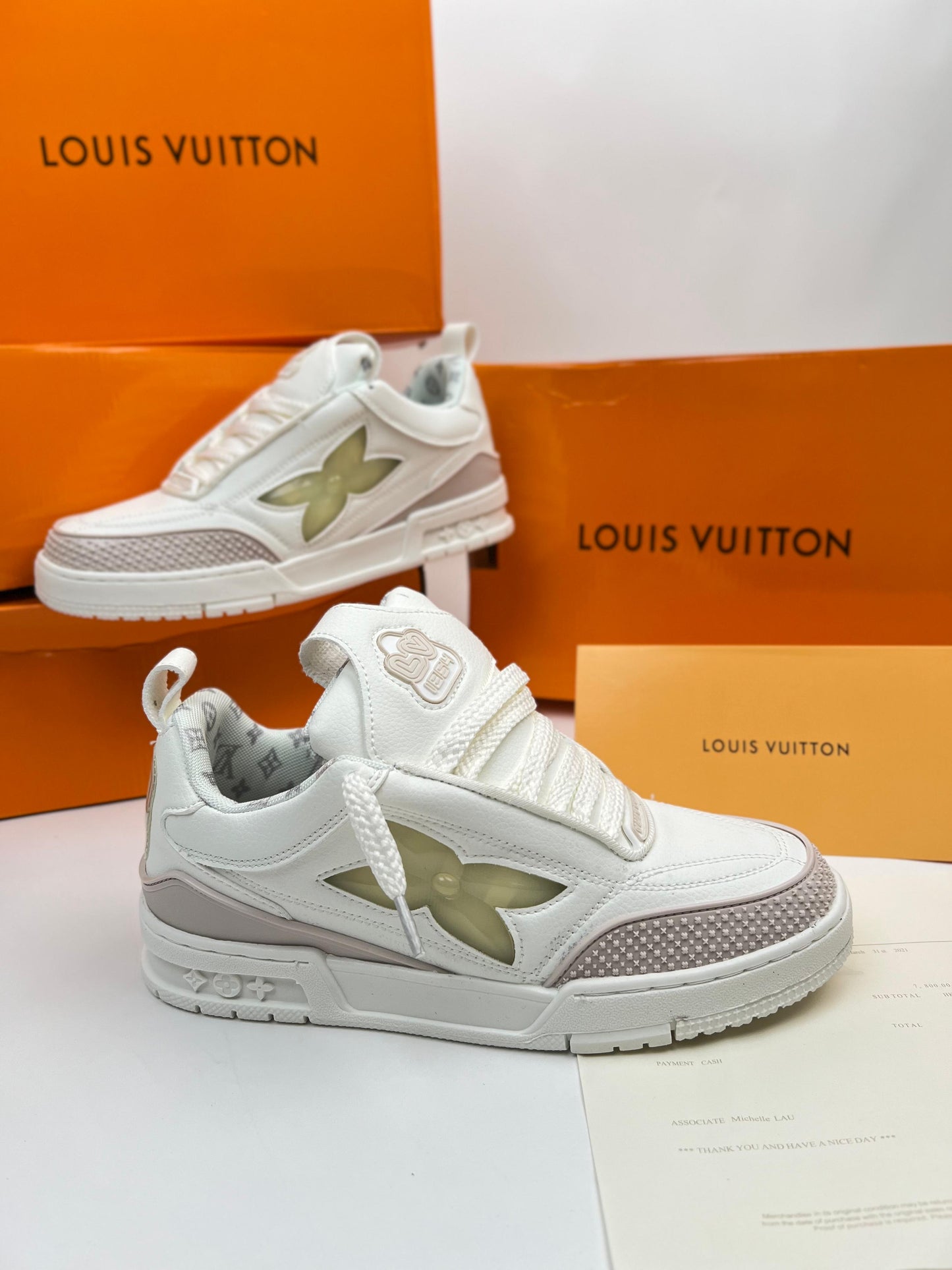 Louis vuitton SKATE 2025 blancas logo beige