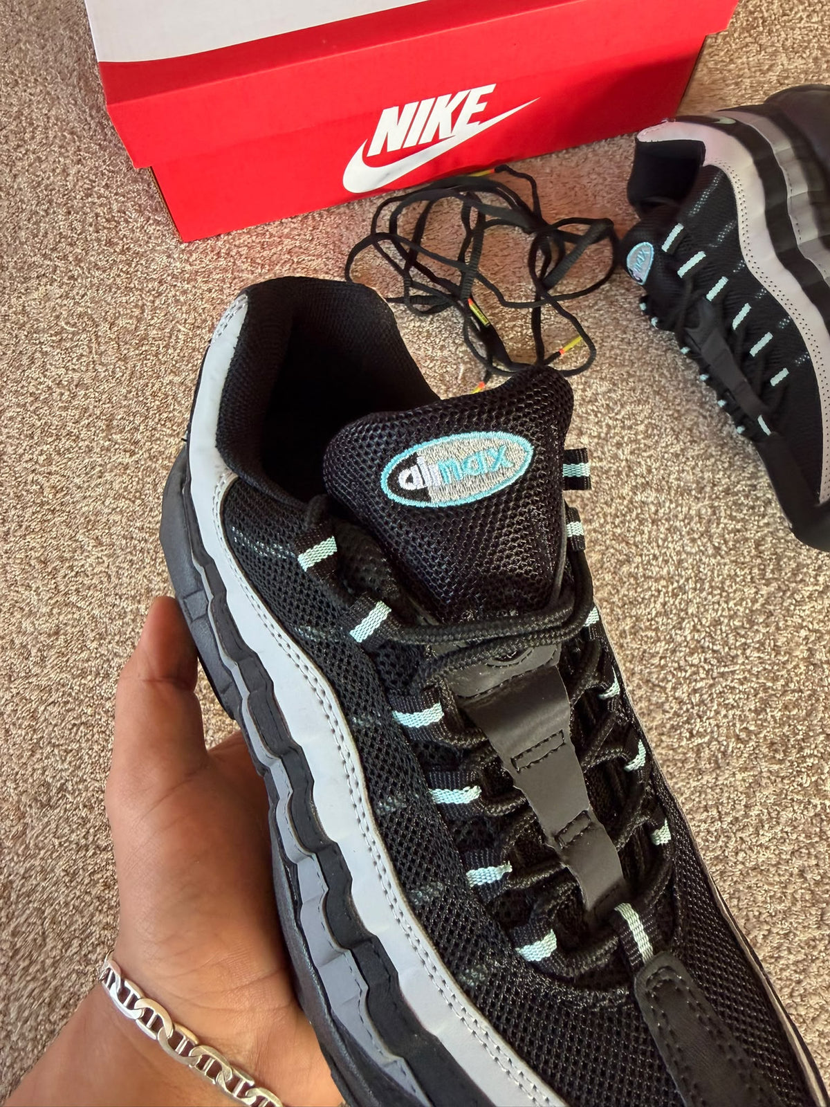 Air max 95 tricolor logo azul