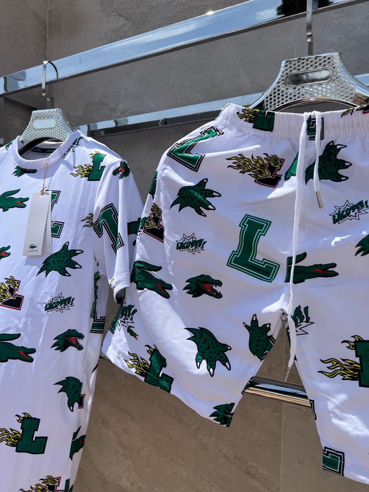 Conjunto corto lacoste blanco logos verdes