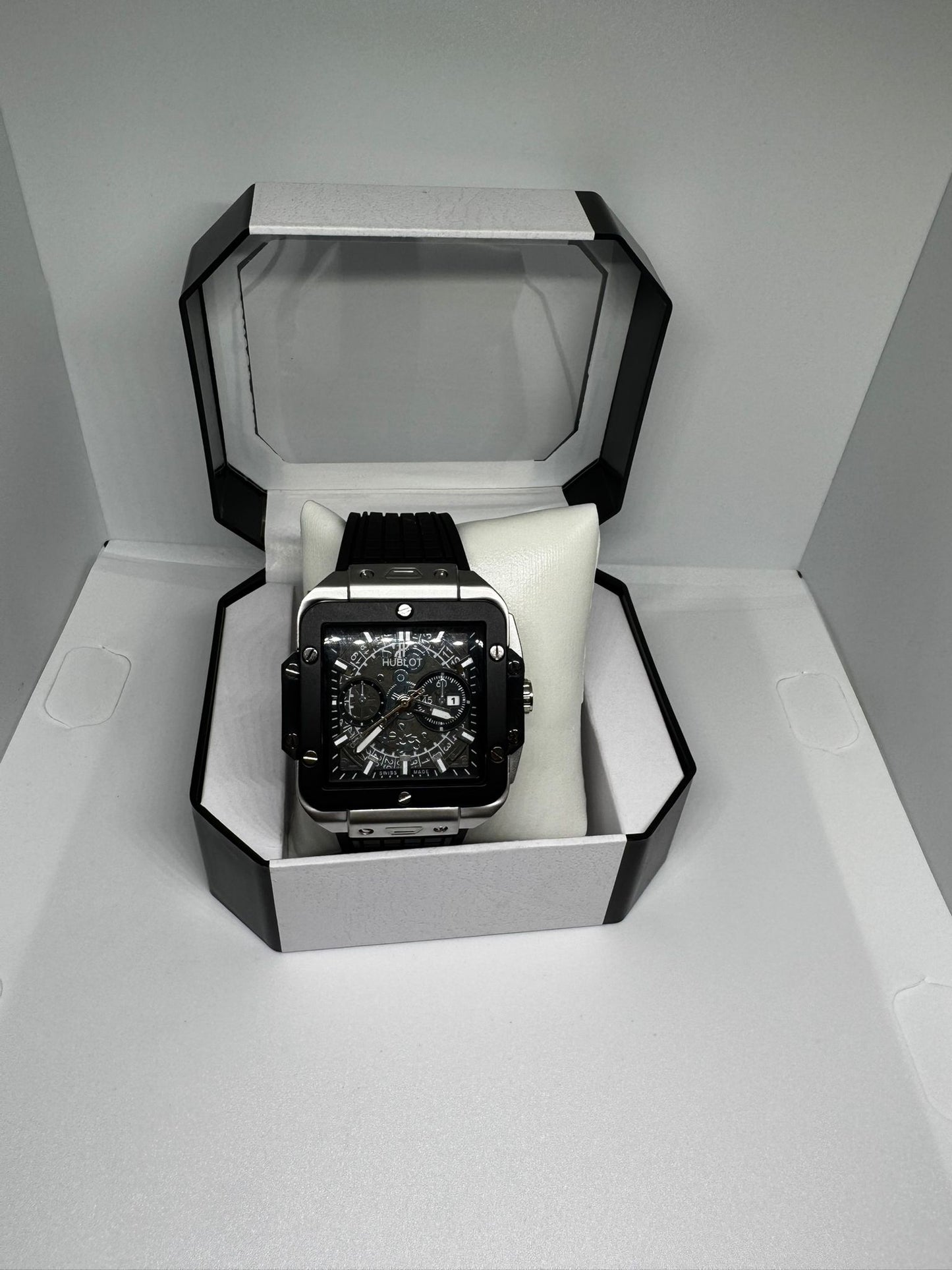 RELOJ HUBLOT NEGRO