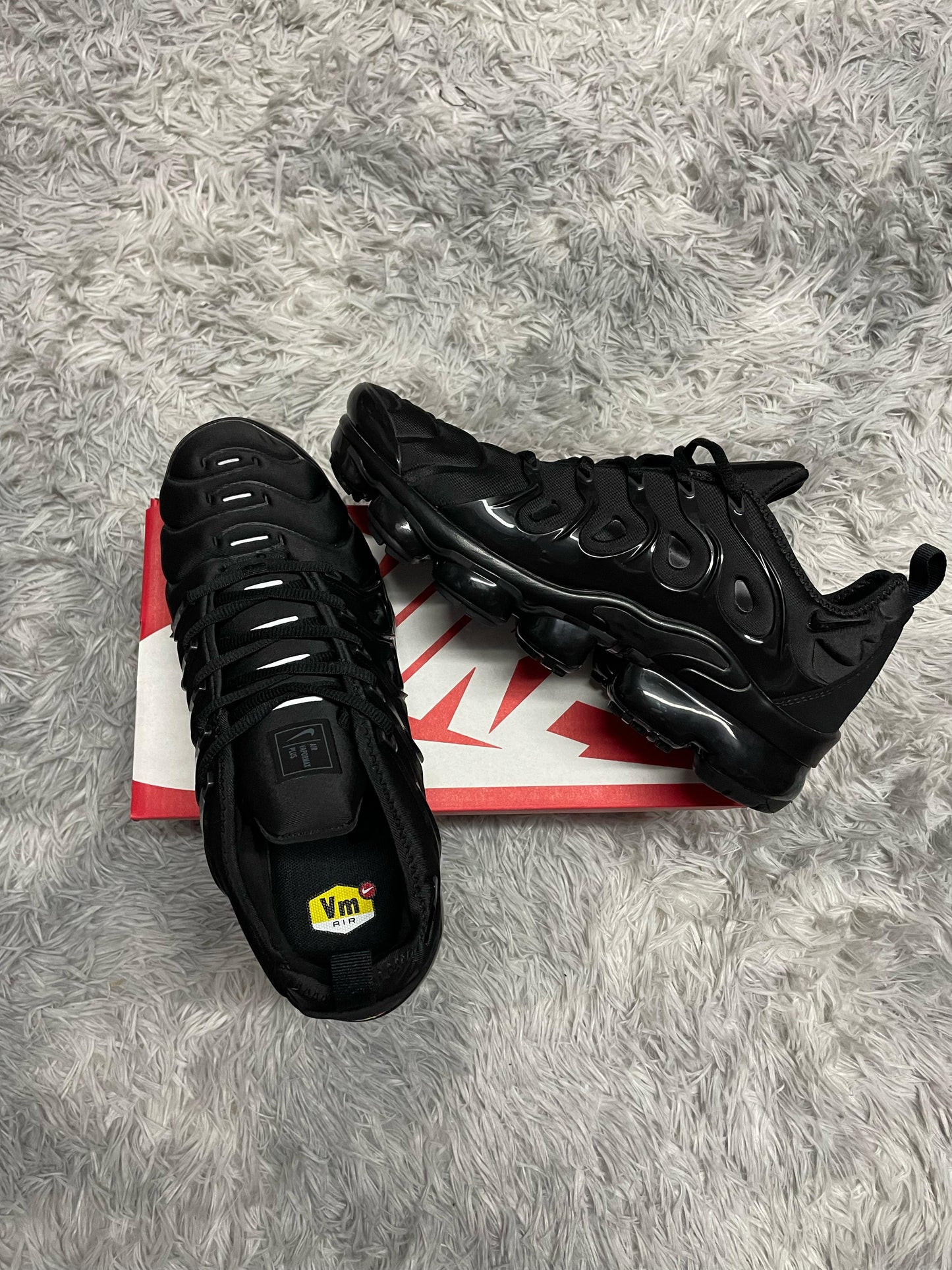 VAPORMAX NEGRAS