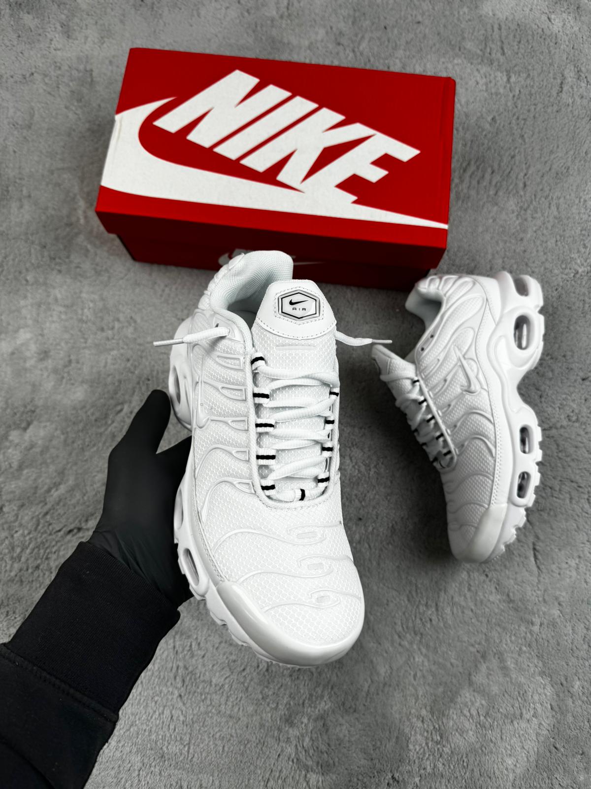 Nike tn blanca