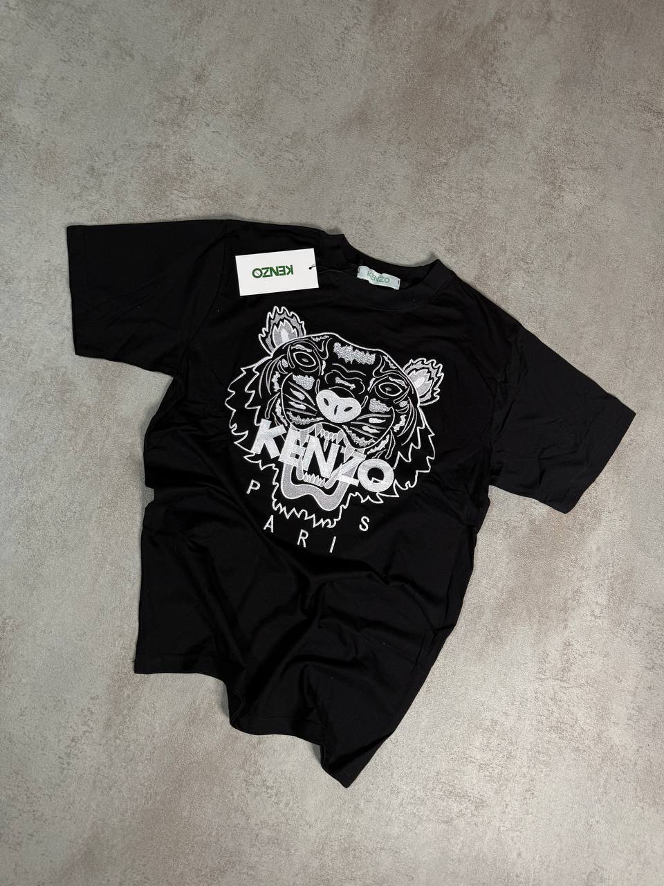 Camiseta Kenzo negro logo gris