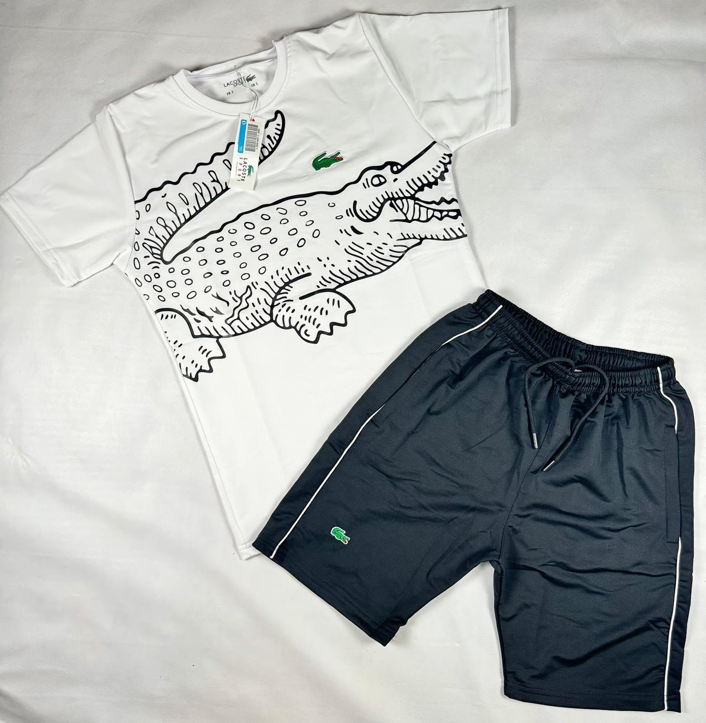 Conjunto lacoste blanco logo verde cocodrilo negro