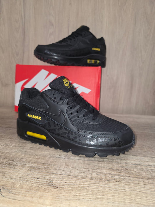 Air max 90 negra oro signos nikes