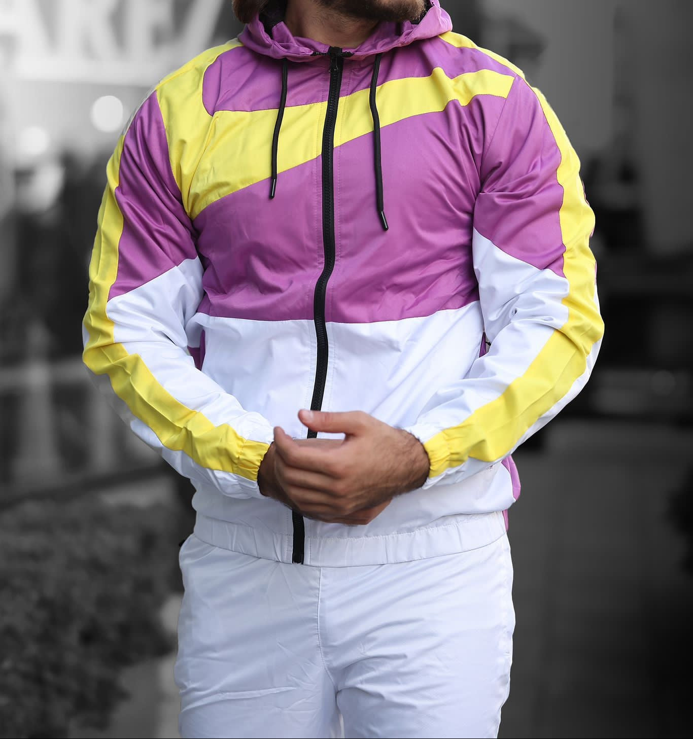 Cortavientos nike amarillo morado blanco