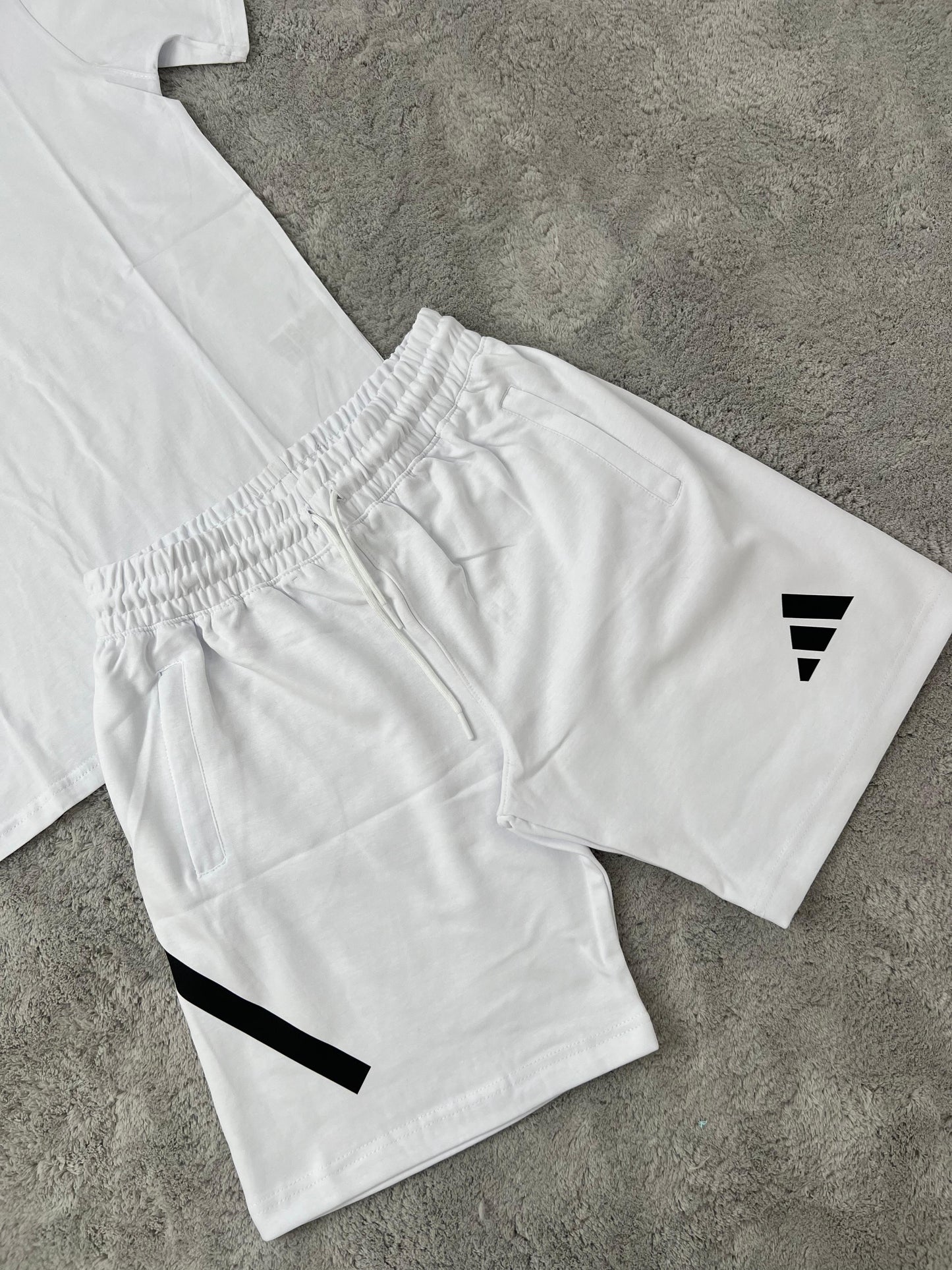 Conjunto corto adidas blanco logo negro