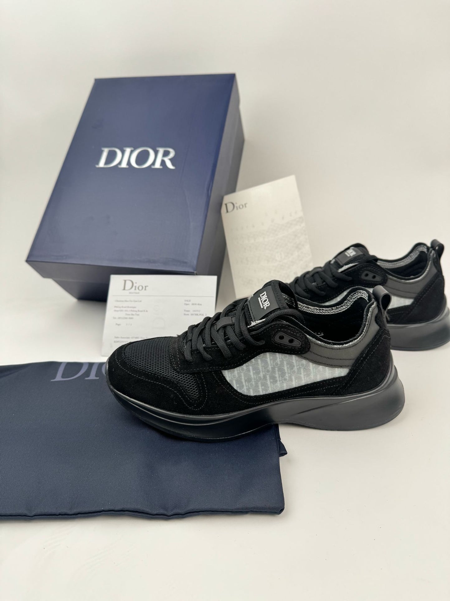 Dior b25 negras blancas y grises