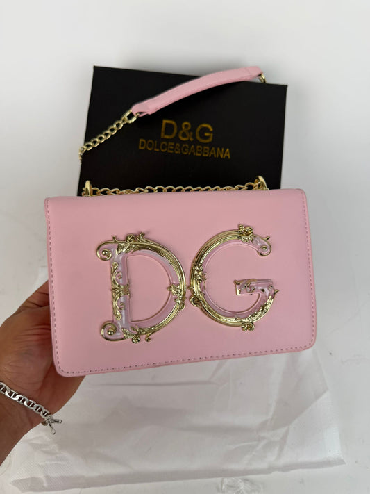 Bolso D&G rosa logo dorado detalles blancos