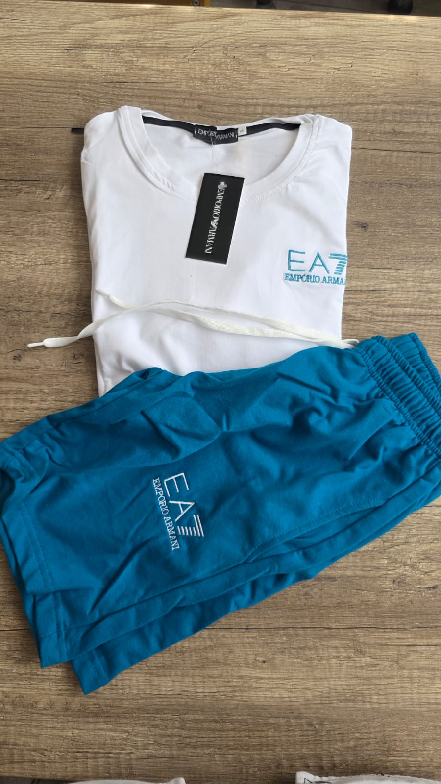 Conjunto verano emporio blanco azul