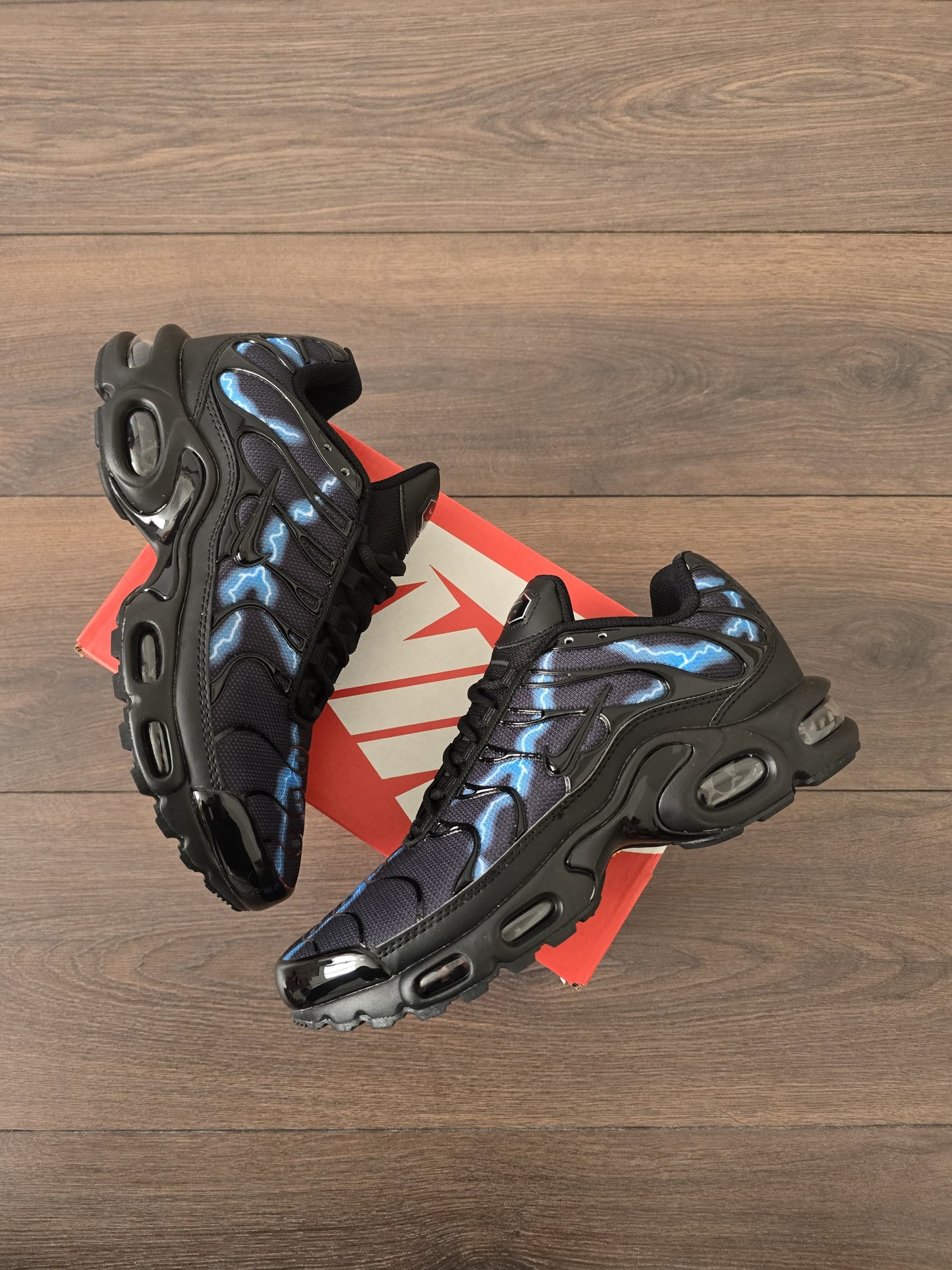Tn negro azul trueno