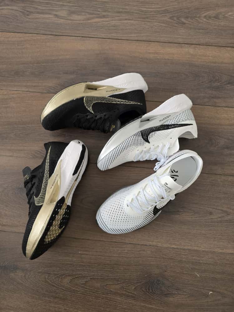 Zoom Vaporfly blanca negro