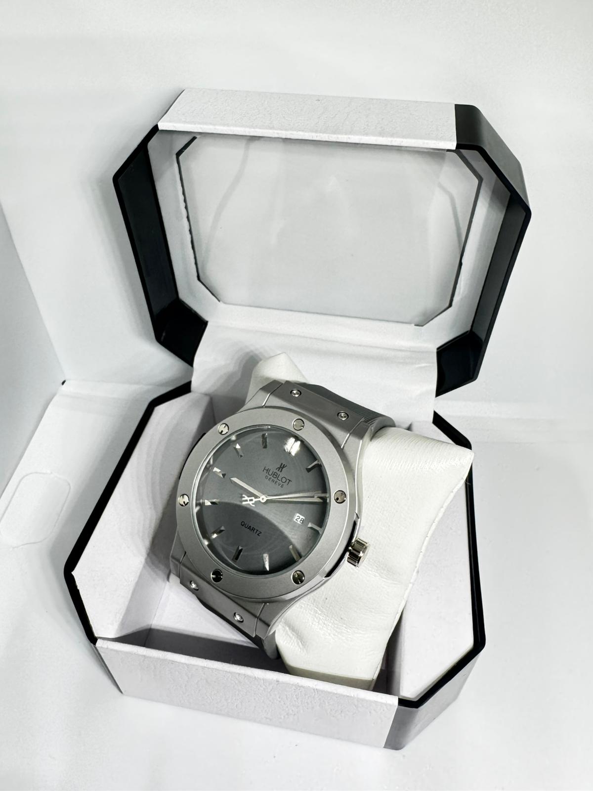 RELOJ HUBLOT GRIS PLATEADO
