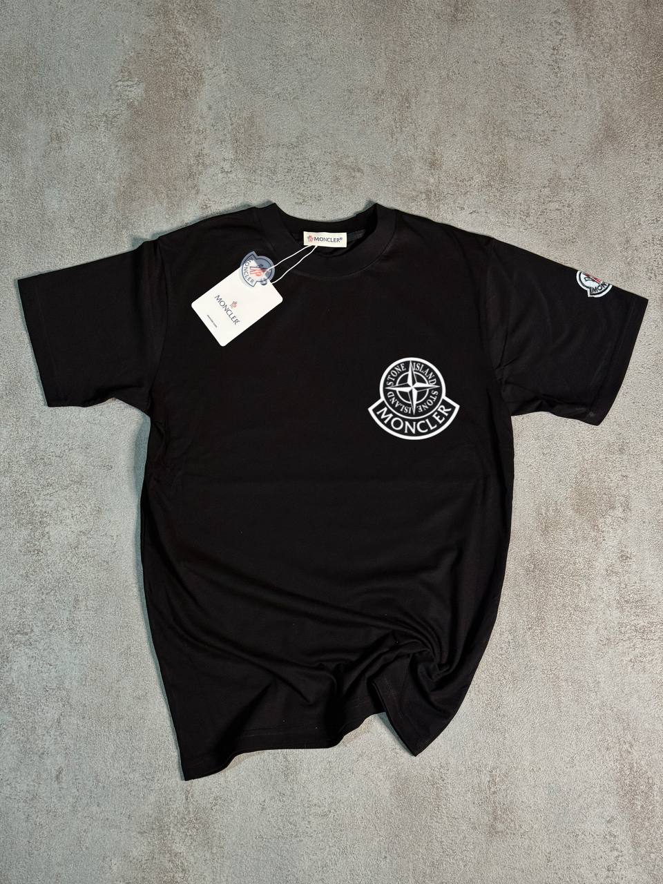 Camiseta Moncler x Stone Island negro logo negro letras blanco