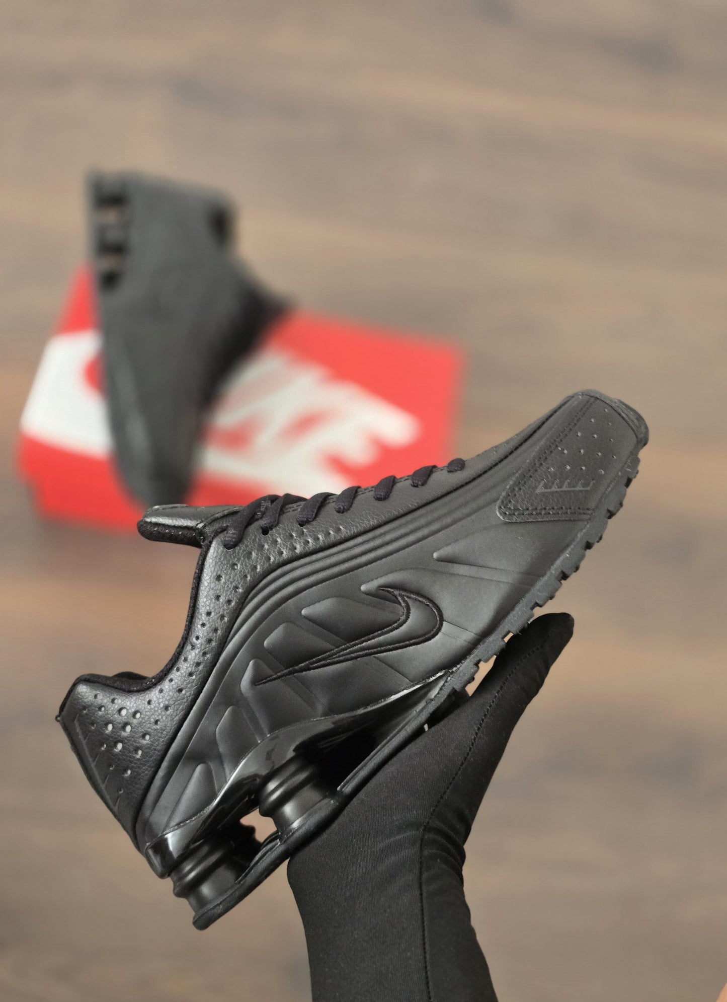 Shox r4 negra