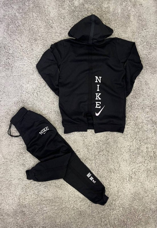 CHANDAL NIKE NEGRO LOGO BLANCO