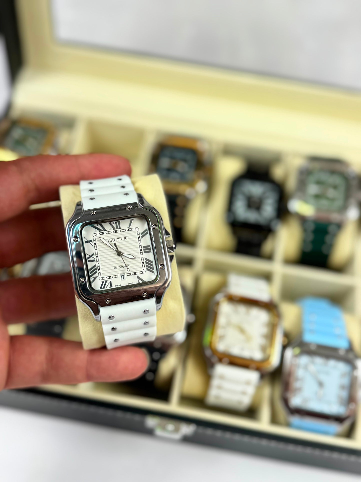 RELOJ CARTIER BLANCO Y PLATEADO