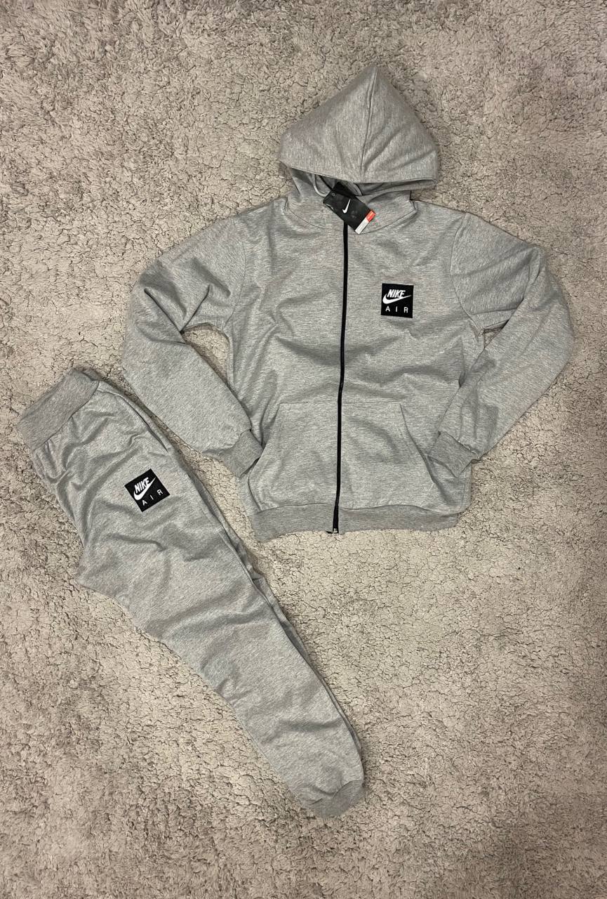 CHANDAL NIKE AIR MAX gris logo negro cremallera negra