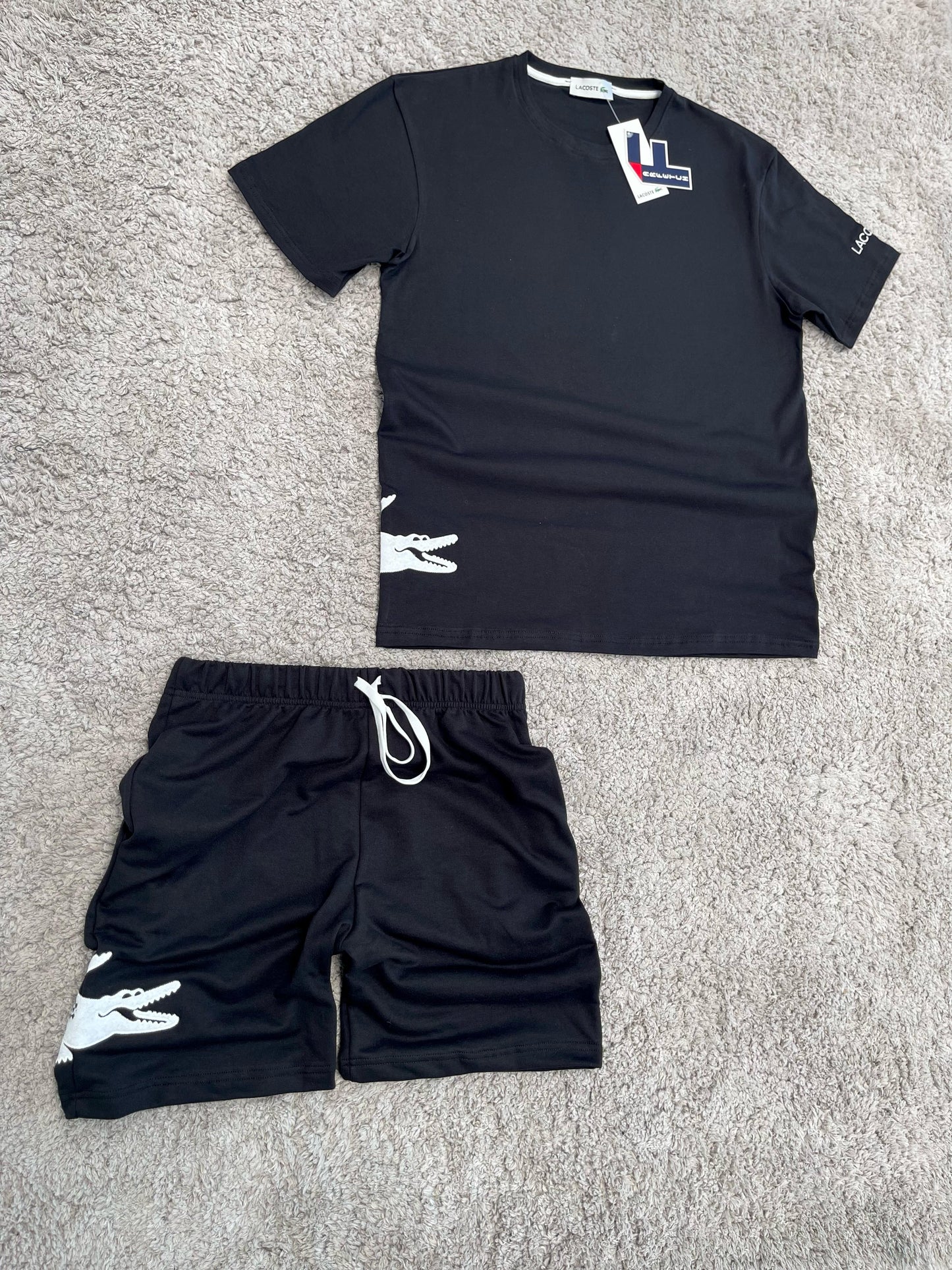 CONJUNTO Lacoste negro logo blanco