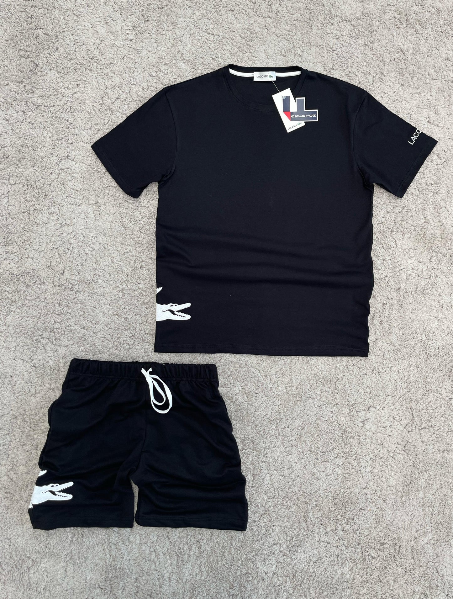 CONJUNTO Lacoste negro logo blanco