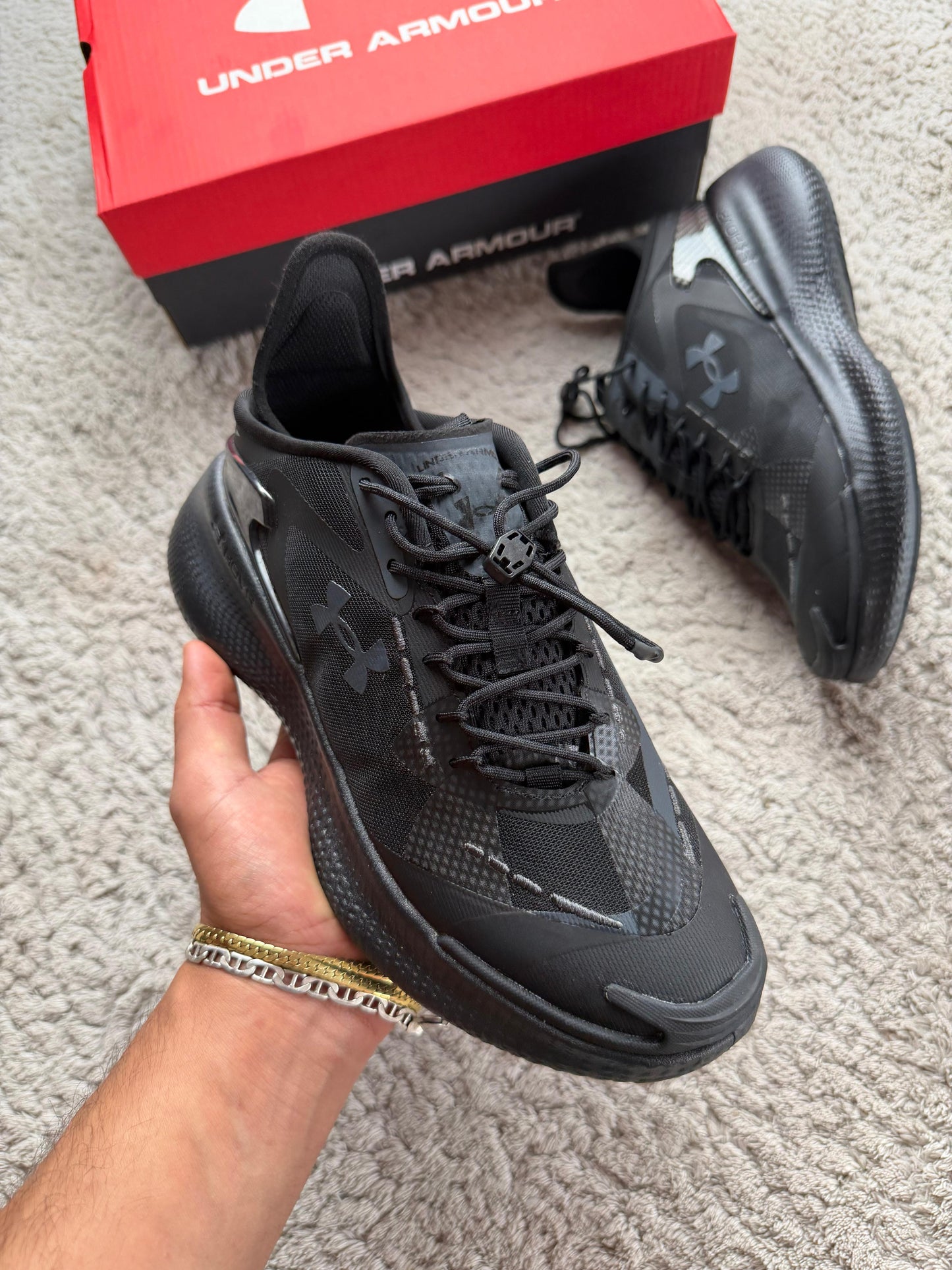 Under Armour Negras