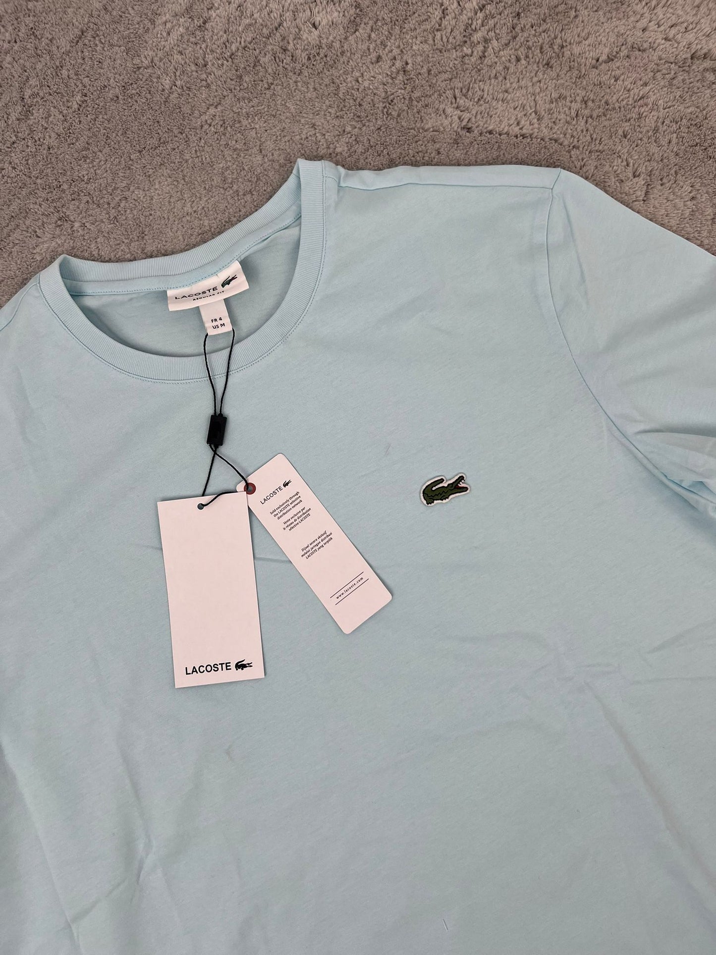 CAMISETA LACOSTE AZULL CIELO LOGO VERDE